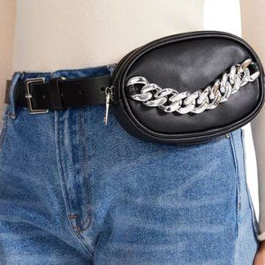 NWT Steve Madden Black Belt Bag with Silver-tone Chain - size Medium